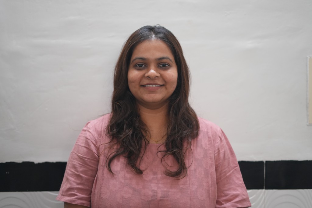 DR. AESHA PRANESH HASTAK